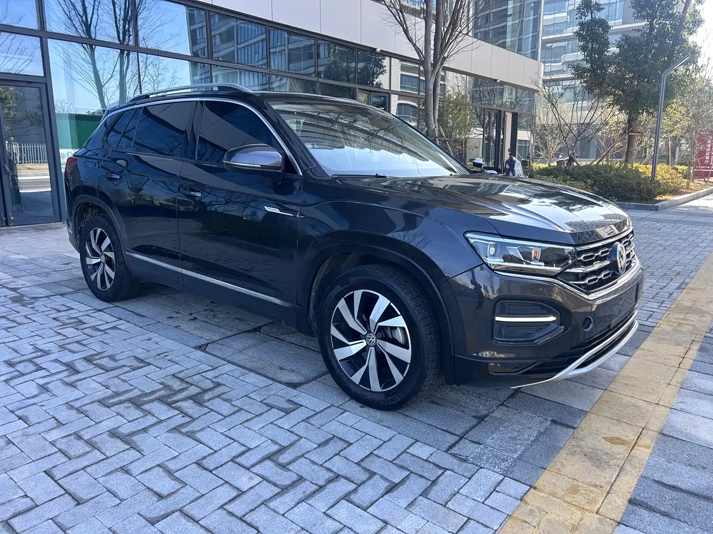 Volkswagen Tayron 2021 330TSI 2WD 3rd Anniversary Limited Edition фото 8