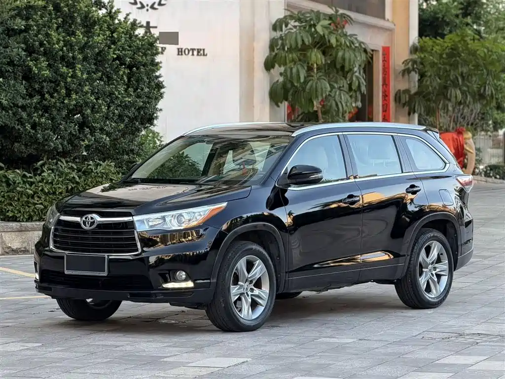 Toyota Highlander 2015 2.0T FWD Luxury Navigation Edition 7-seater