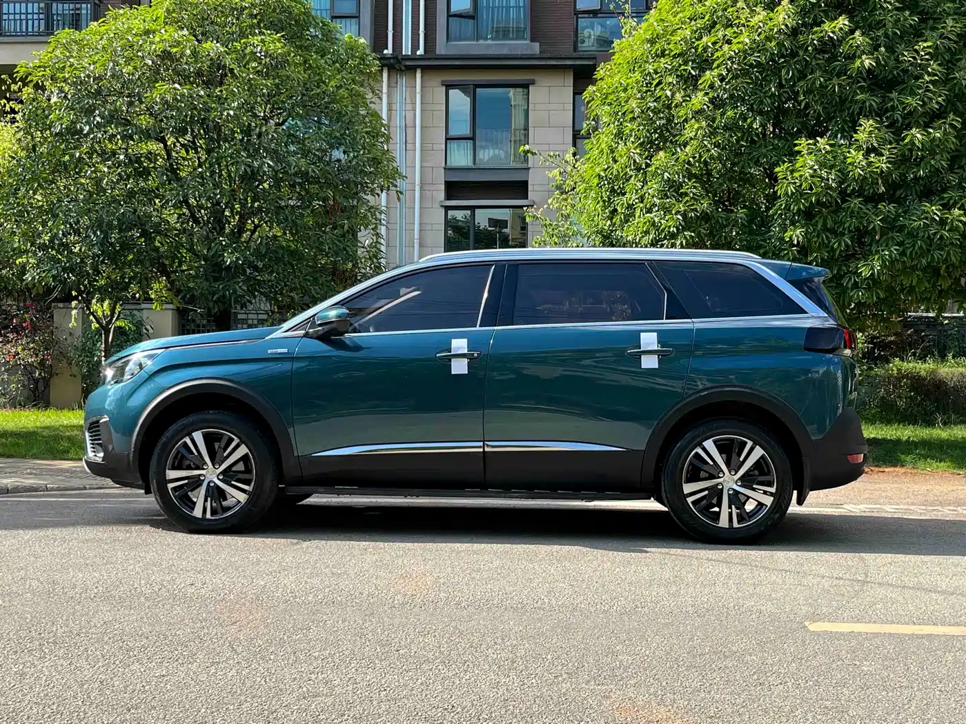 Peugeot 5008 2017 380THP 7-seat Elite Edition фото 5