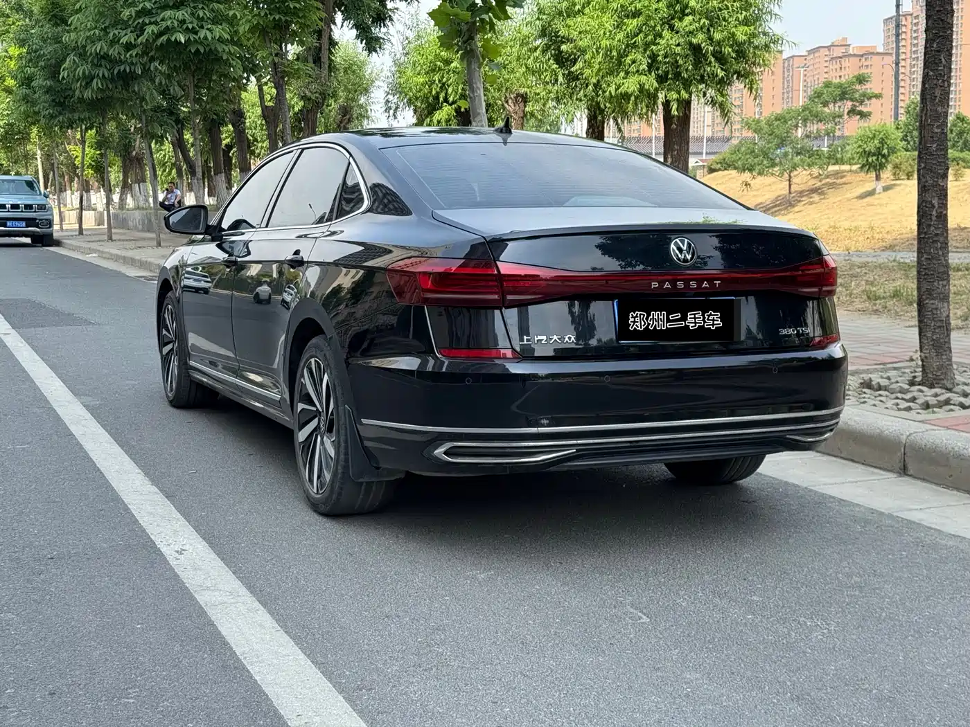 Volkswagen Passat 2024 380TSI Elite Edition фото 7