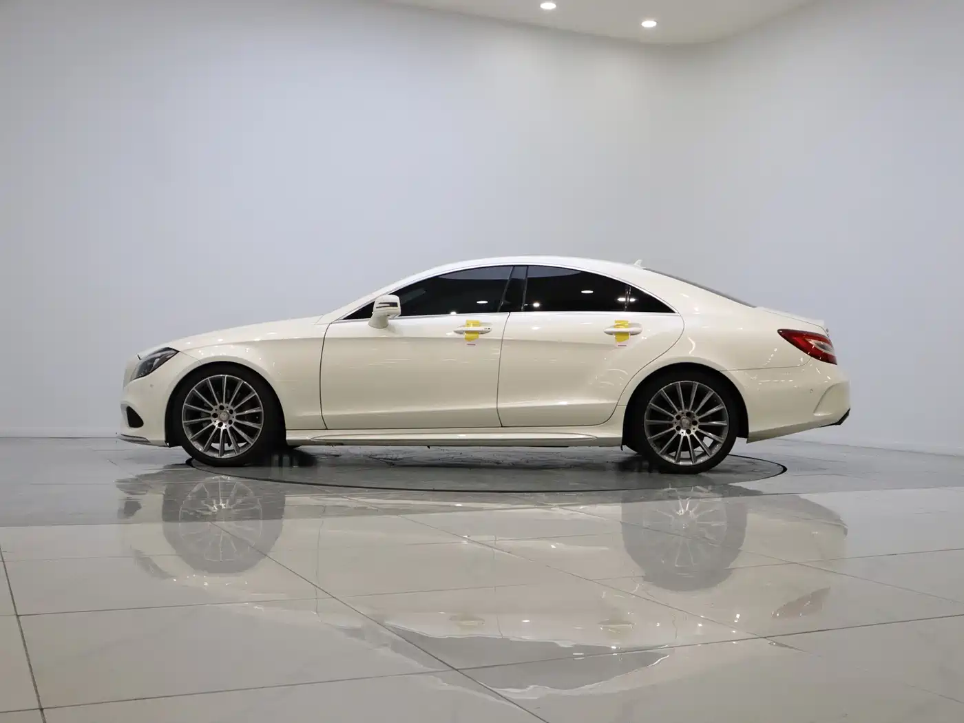 Mercedes-Benz CLS 2016 CLS 320 Edition фото 7