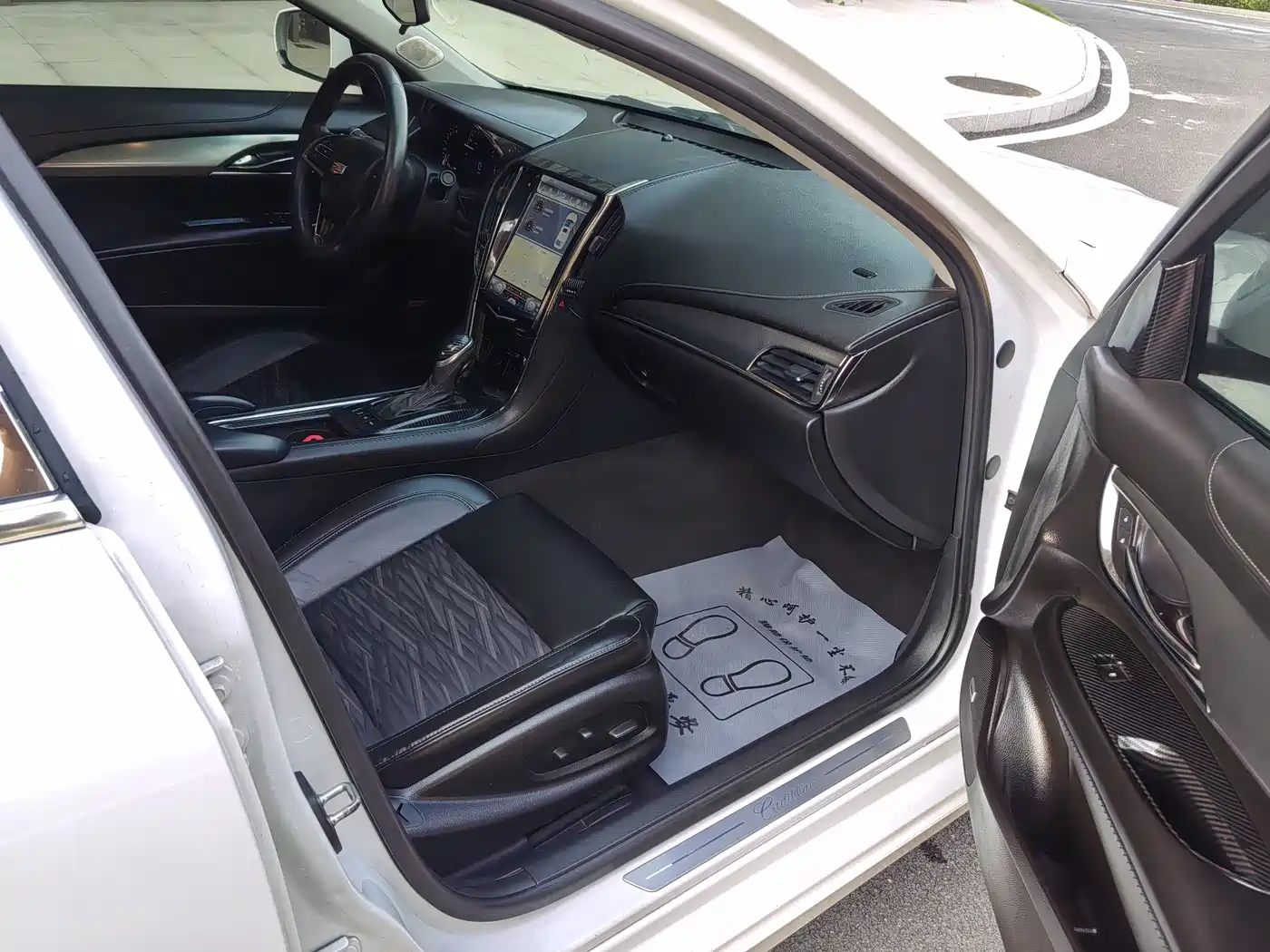 Cadillac ATS-L 2016 28T Technology фото 15