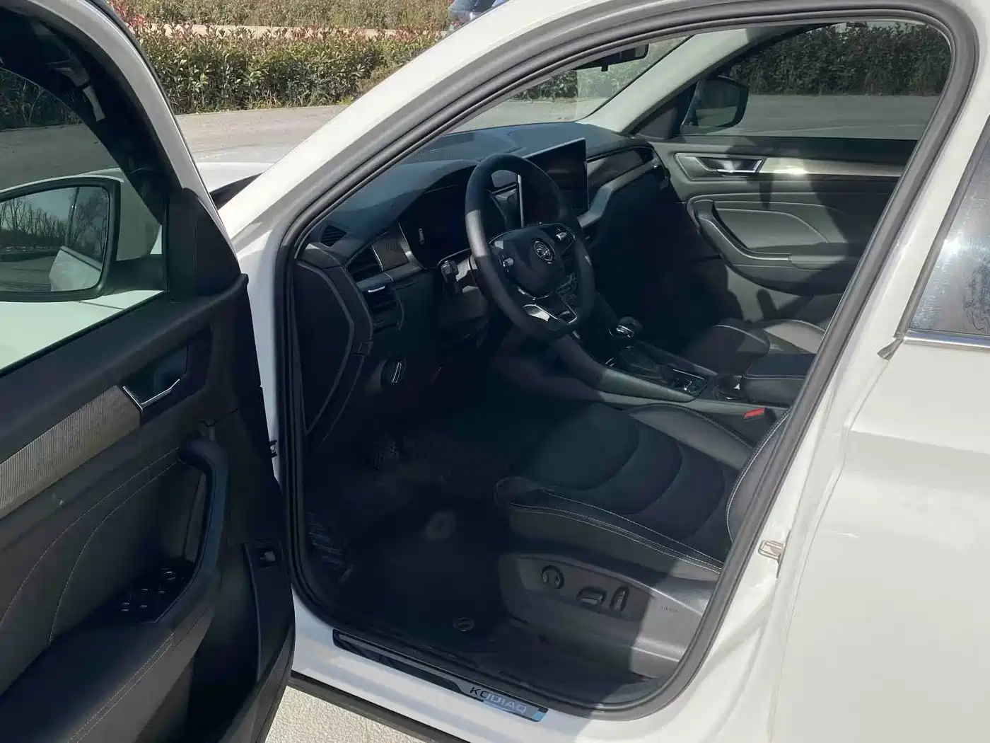 Škoda Kodiaq 2022 TSI330 7-Seater FWD Luxury Edition фото 4