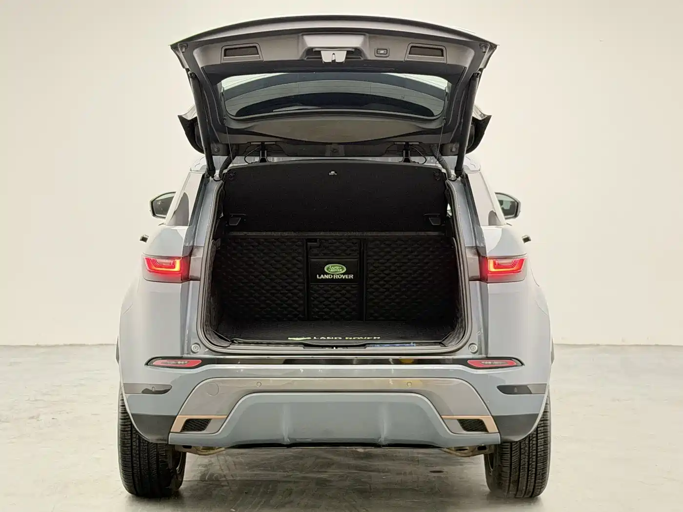 Land Rover Range Rover Evoque 2020 249PS R-DYNAMIC SE Sport Tech Edition фото 7