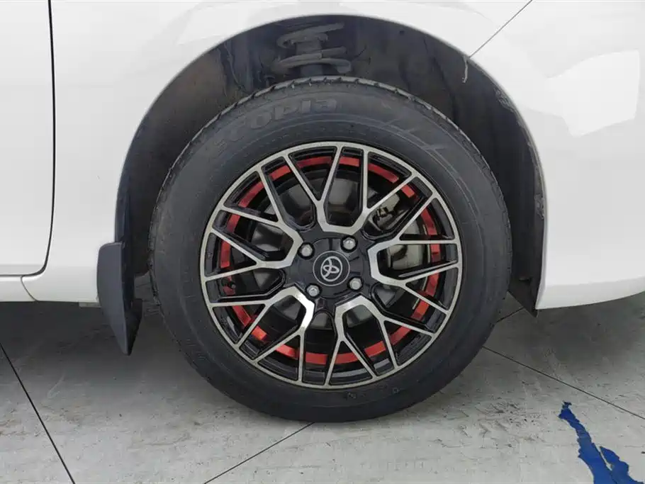 Toyota YARiS L Zhi Xuan 2019 1.5E CVT MeiDong Edition China VI фото 6