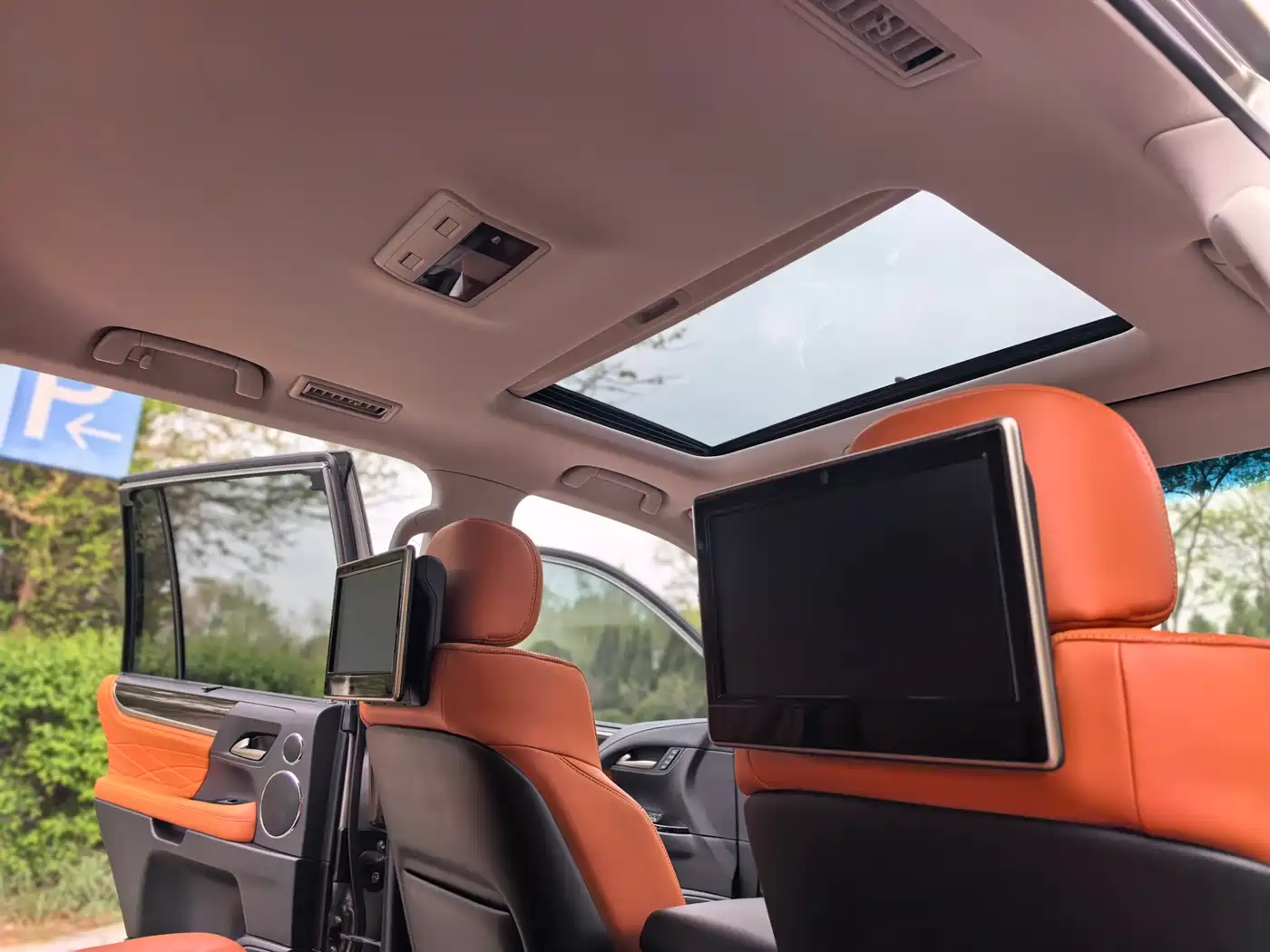 Lexus LX 2019 570 Peak Special Edition фото 15
