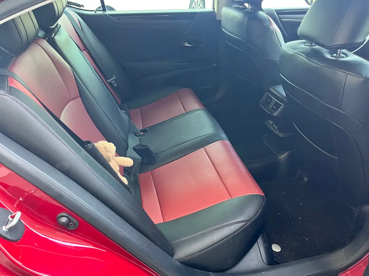 Lexus ES 2020 200 Luxury фото 12