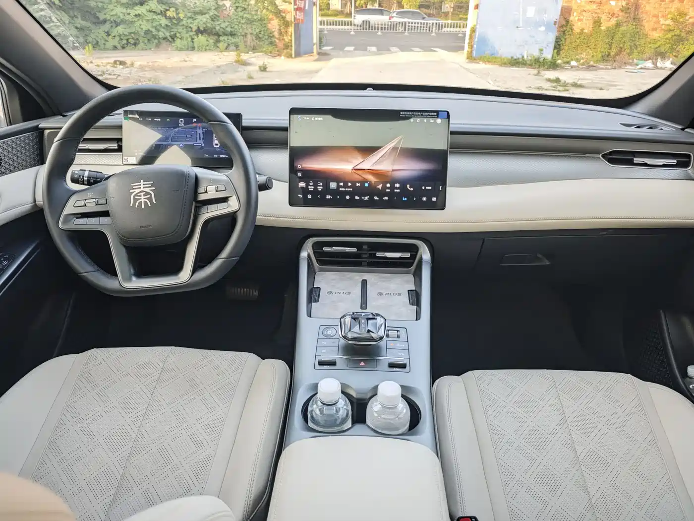 BYD Qin PLUS 2025 DM-i Smart Drive Edition 120KM Surpassing Type фото 5