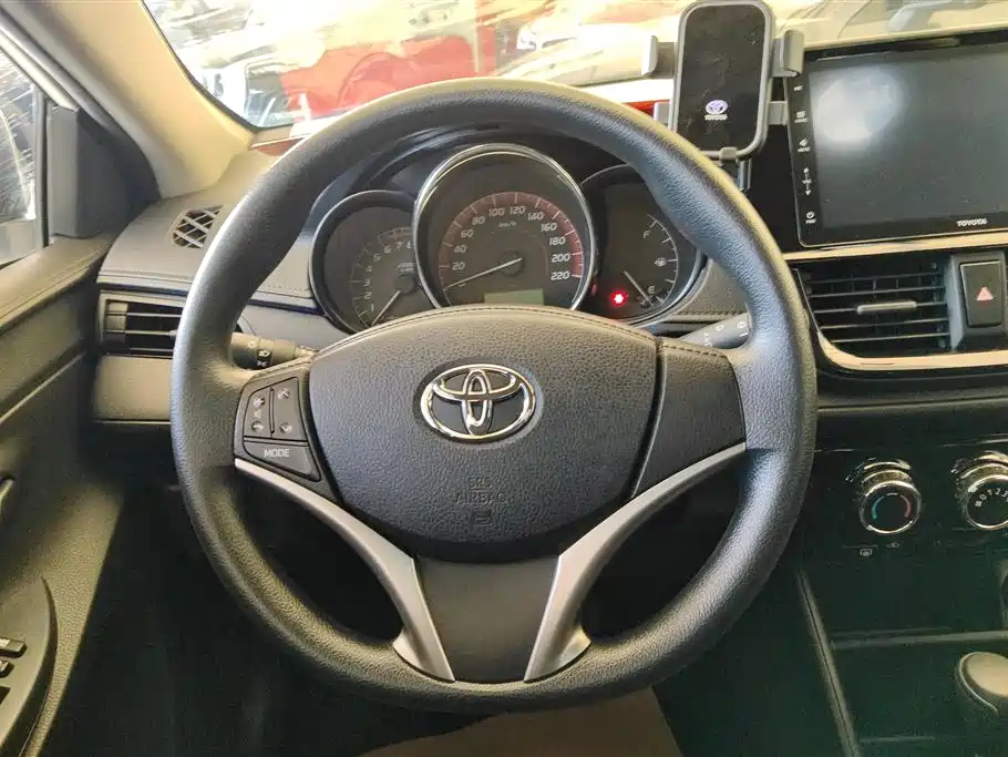 Toyota Vios FS 2021 1.5L CVT Fengchi Edition фото 15