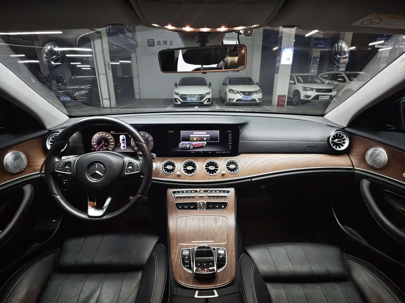 Mercedes-Benz E-Class 2018 E 200 L фото 4