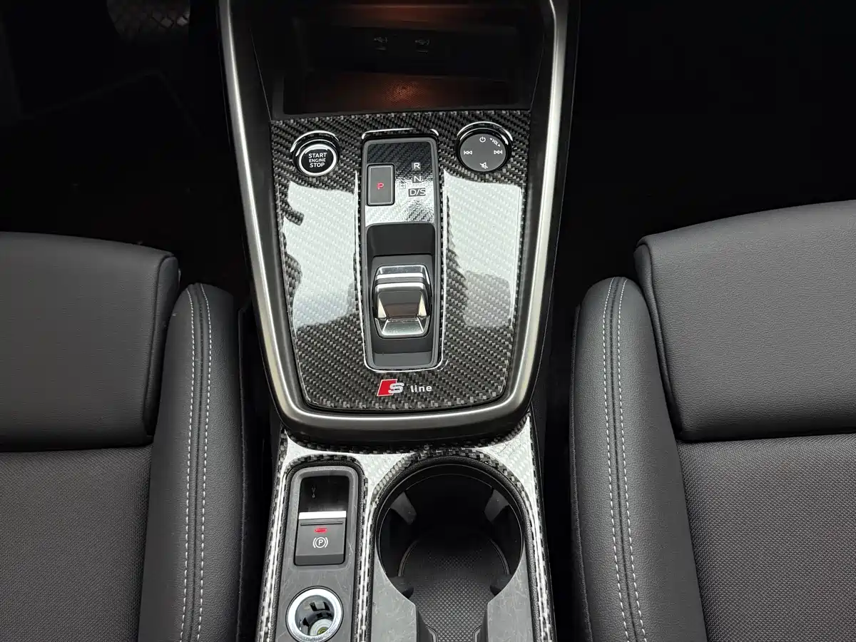 Audi A3 2023 Facelift Sportback 35 TFSI Fashion Sport фото 10