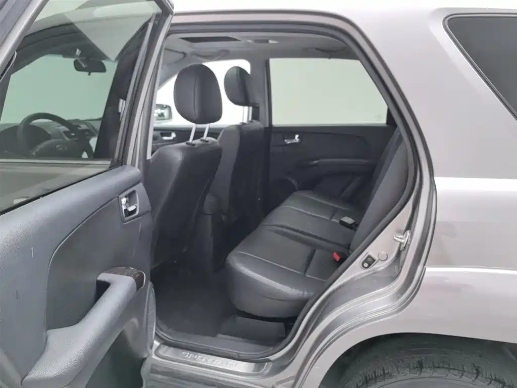 Kia Sportage 2012 2.0L Automatic 2WD GLS фото 15