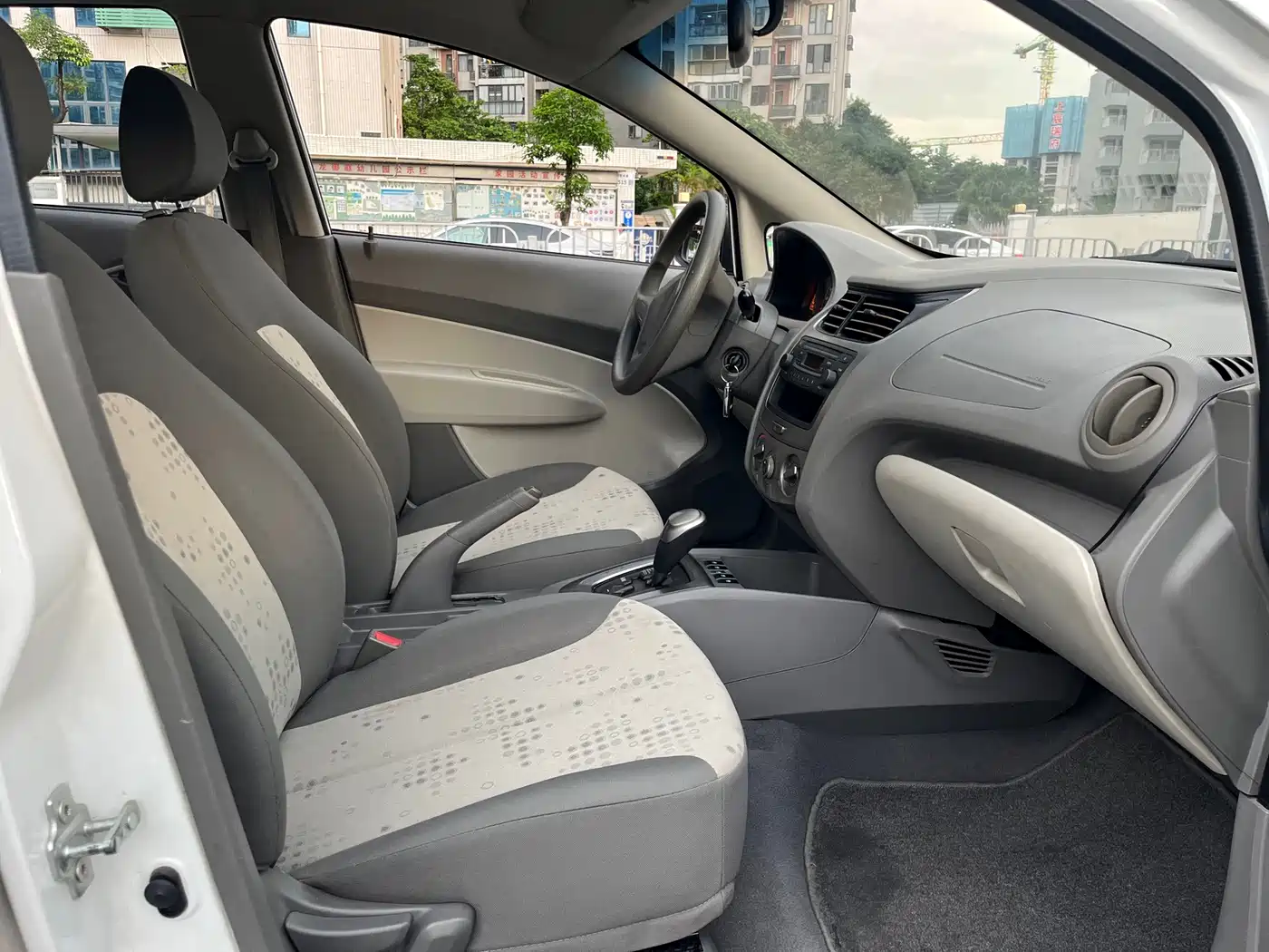 Chevrolet Sail 2014 2013 Hatchback 1.2L AMT Ideal Edition