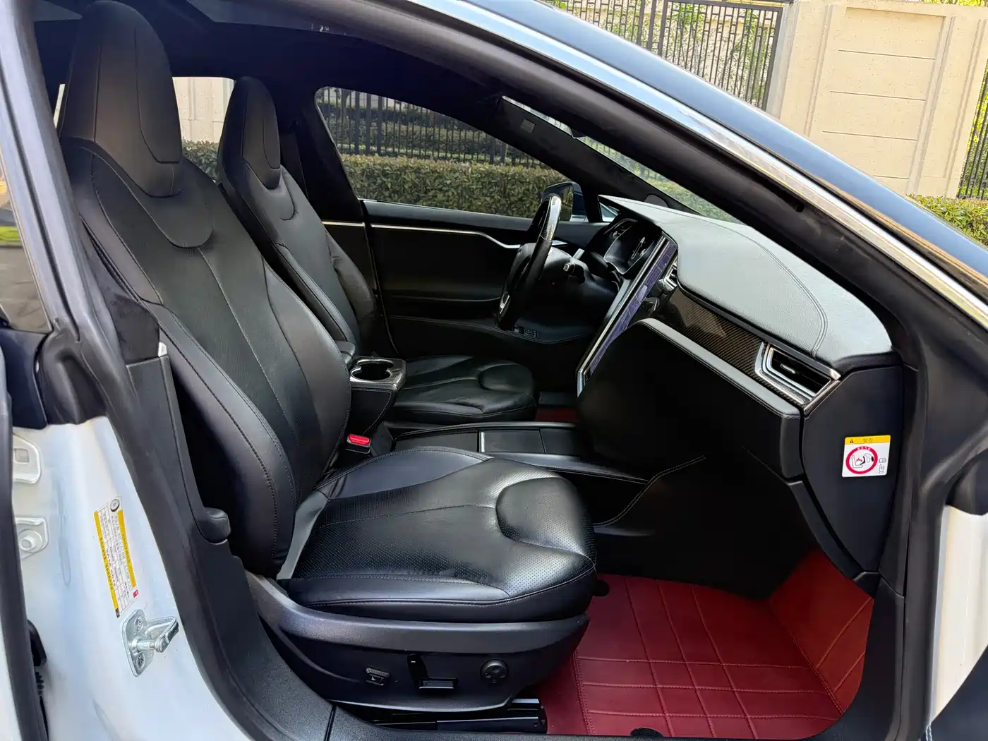 Tesla Model S 2014 Model S 85 фото 18