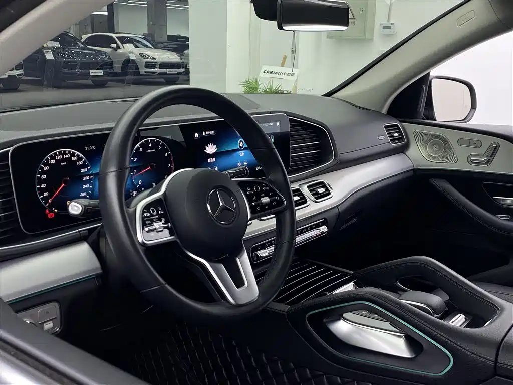 Mercedes-Benz GLE Coupe 2020 GLE 350 4MATIC Coupe SUV Fashion фото 26