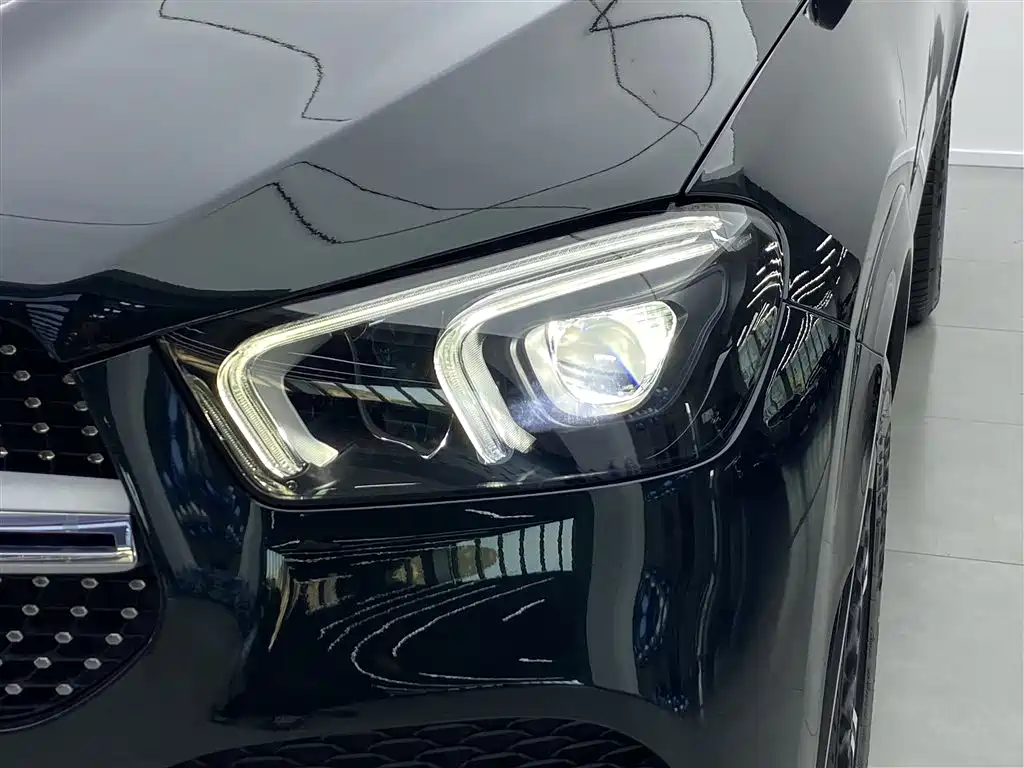 Mercedes-Benz GLE Coupe 2020 GLE 350 4MATIC Coupe SUV Fashion фото 31