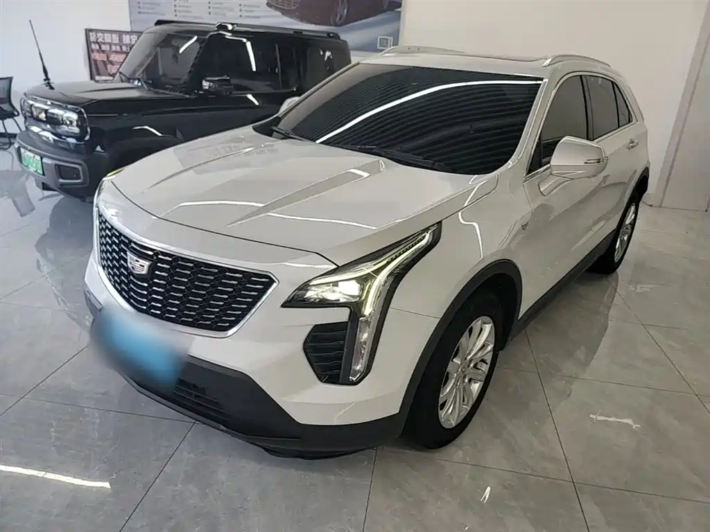 Cadillac XT4 2021 28T FWD Technology Edition