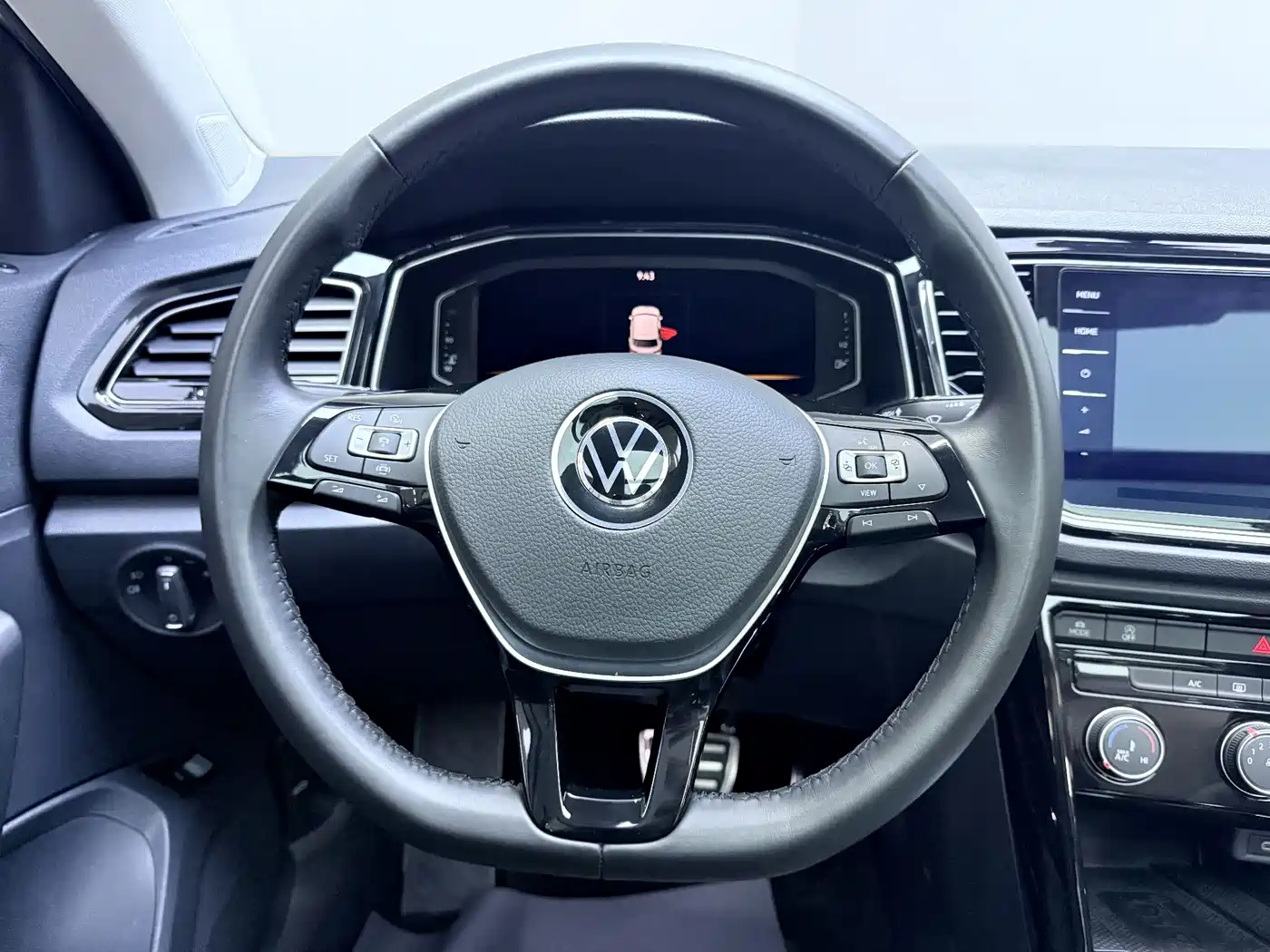 VOLKSWAGEN T ROC EXPLORING SONGS