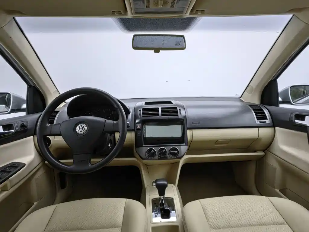 Photo 5 - Volkswagen Polo
