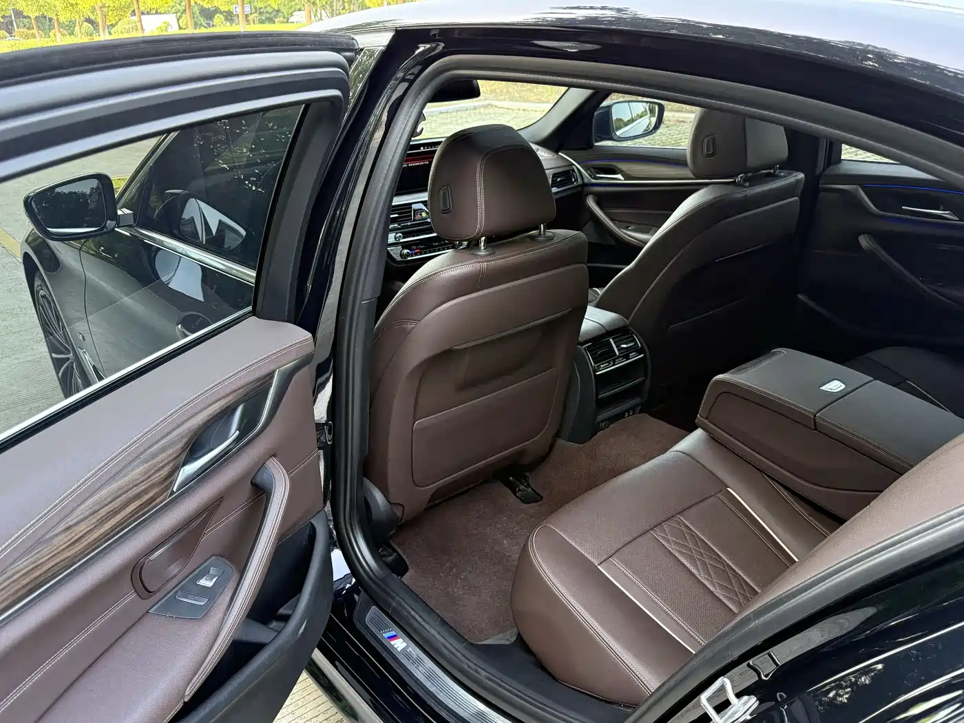 BMW 5 Series 2022 530Li Leading M Sport Package фото 6