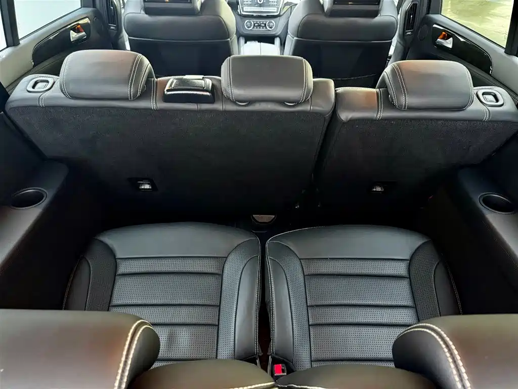 Mercedes-Benz GLS AMG 2017 AMG GLS 63 4MATIC фото 24