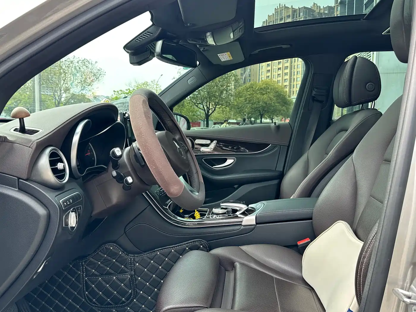 Mercedes-Benz GLC 2019 GLC 260 L 4MATIC Luxury фото 9