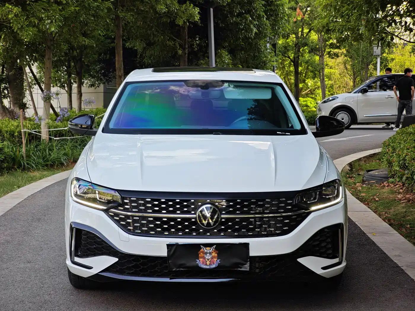Volkswagen Lavida 2023 200TSI DSG Starlight Comfort Edition фото 2