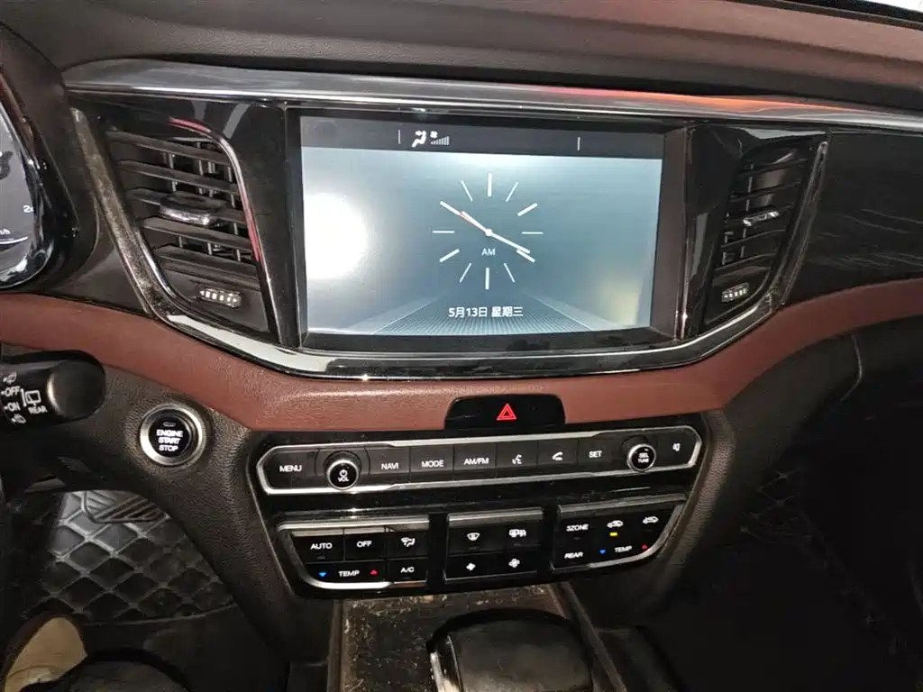 GAC Trumpchi Trumpchi GS8 2017 320T 2WD Luxury Smart Connect (7-seater) фото 13