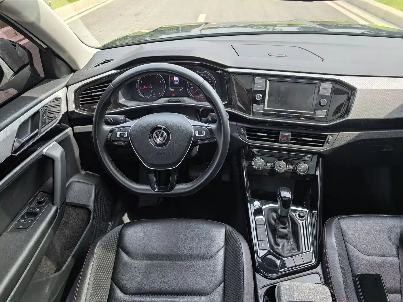 Volkswagen Tayron 2019 Expedition 280TSI 2WD Luxury (China VI) фото 16