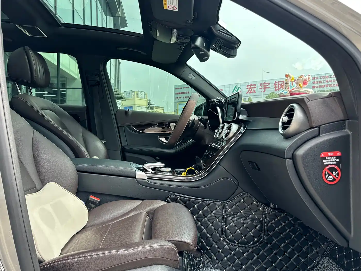 Mercedes-Benz GLC 2019 GLC 260 L 4MATIC Luxury фото 11