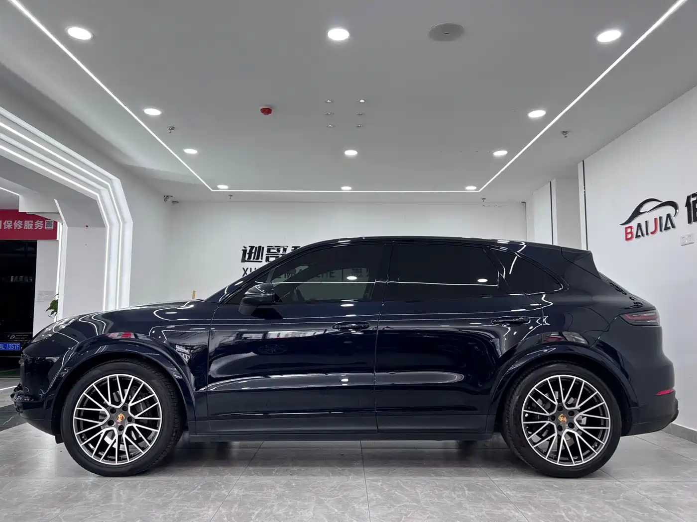 PORSCHE CAYENNE