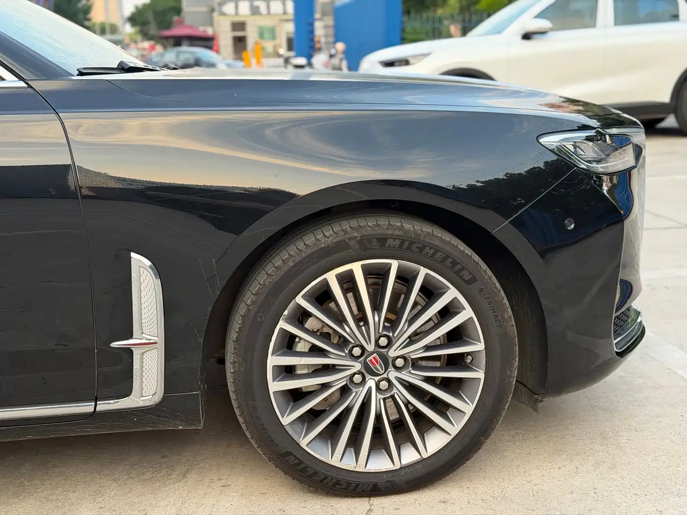 Hongqi H9 2020 3.0T Smart Connection Qi Chang Edition фото 5