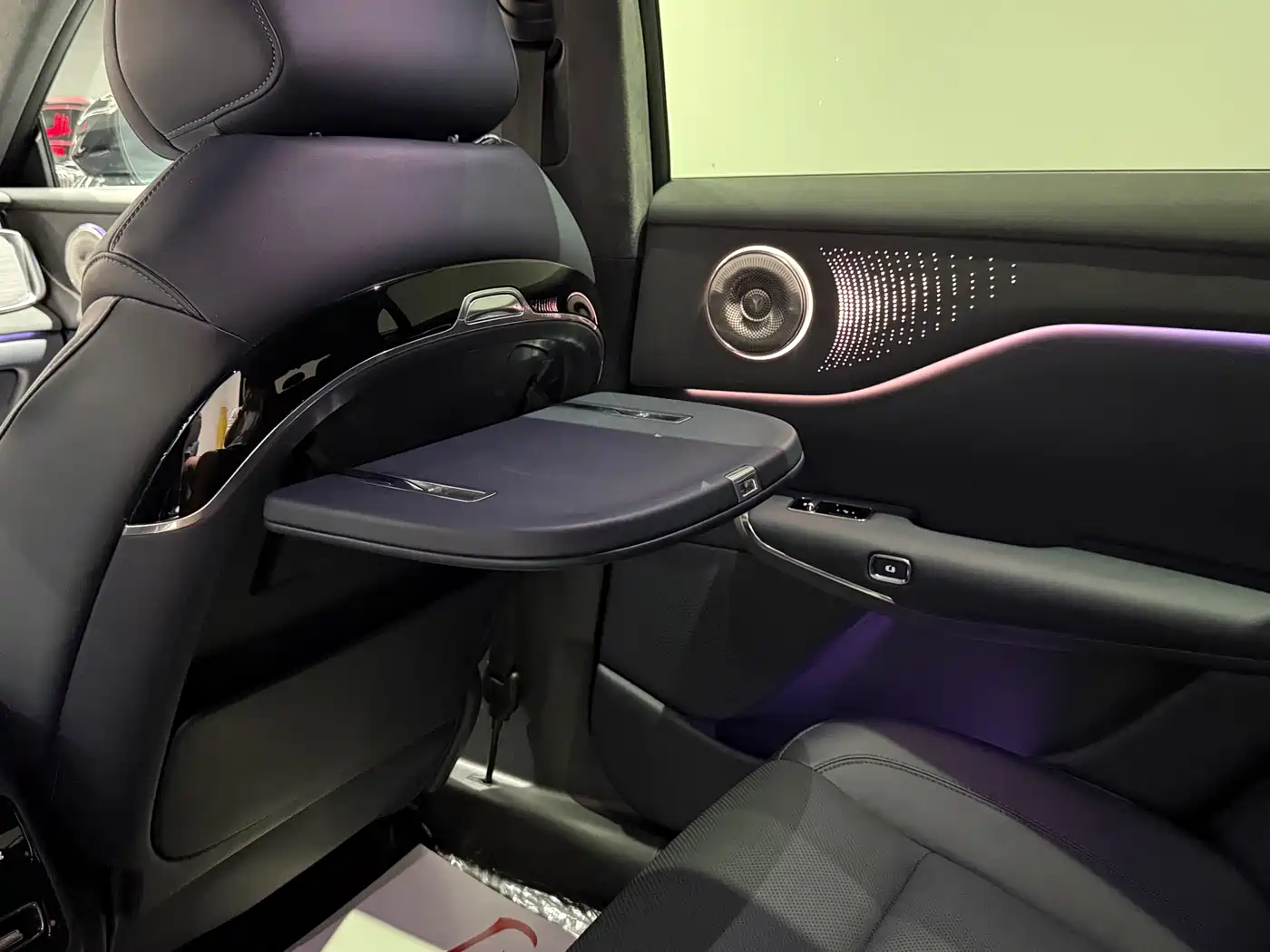 Voyah Auto Voyah Zhiyin 2025 Base фото 10