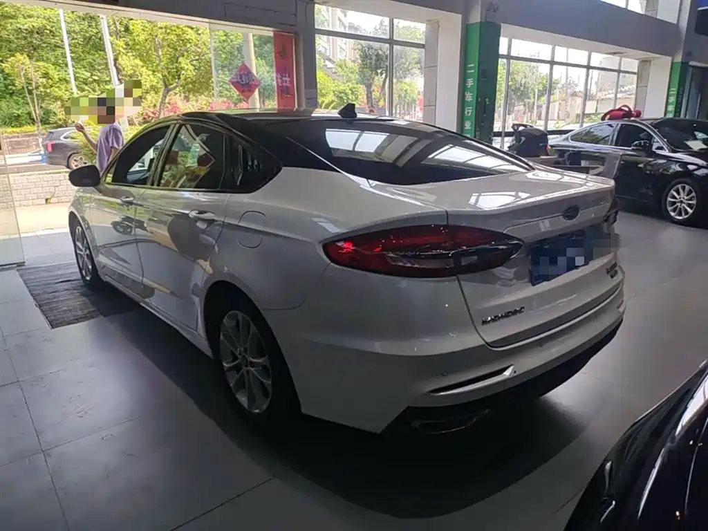 FORD MONDEO