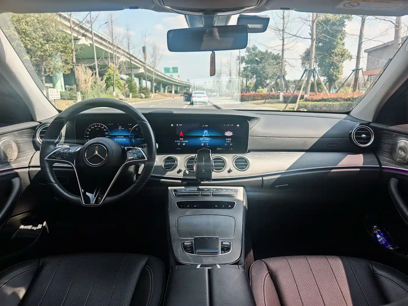 Mercedes-Benz E-Class 2023 E 300 L Luxury фото 12