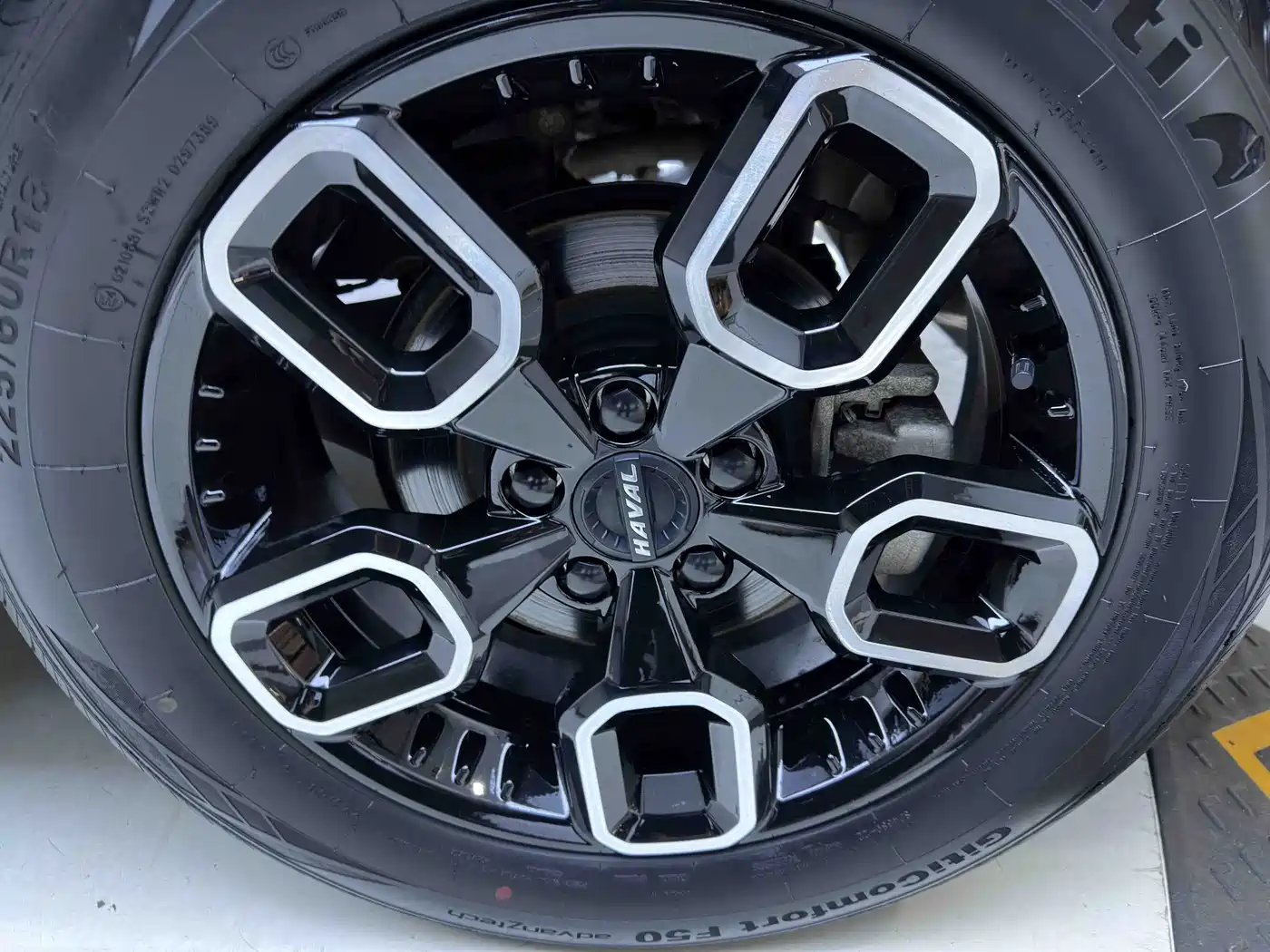 Haval Cool Dog 2023 2022 Model 1.5T DCT FWD Trendy Sound Edition