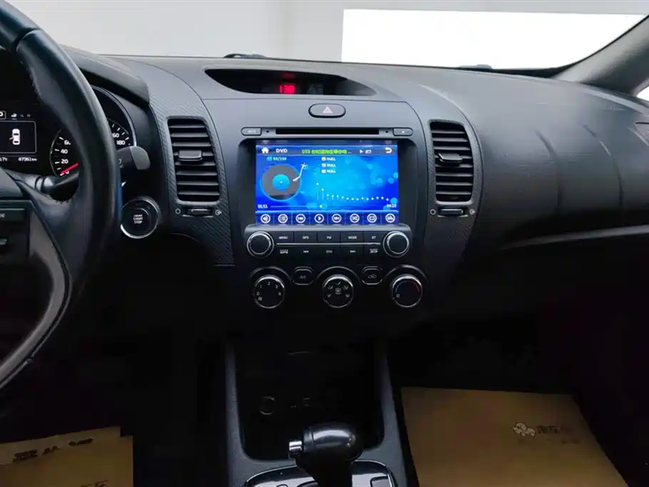 Kia K3 2016 1.6L Automatic GLS фото 13