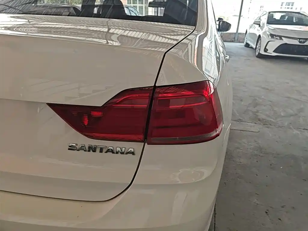Volkswagen Santana 2021 1.5L Manual Trend Edition фото 8