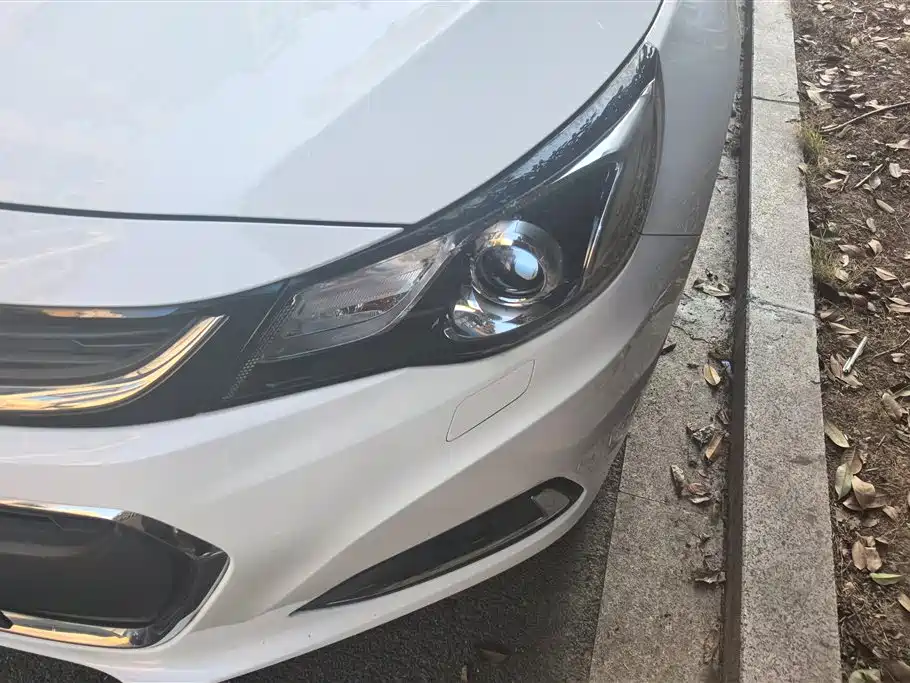Chevrolet Malibu 2017 1.5T Automatic Luxury Edition фото 5