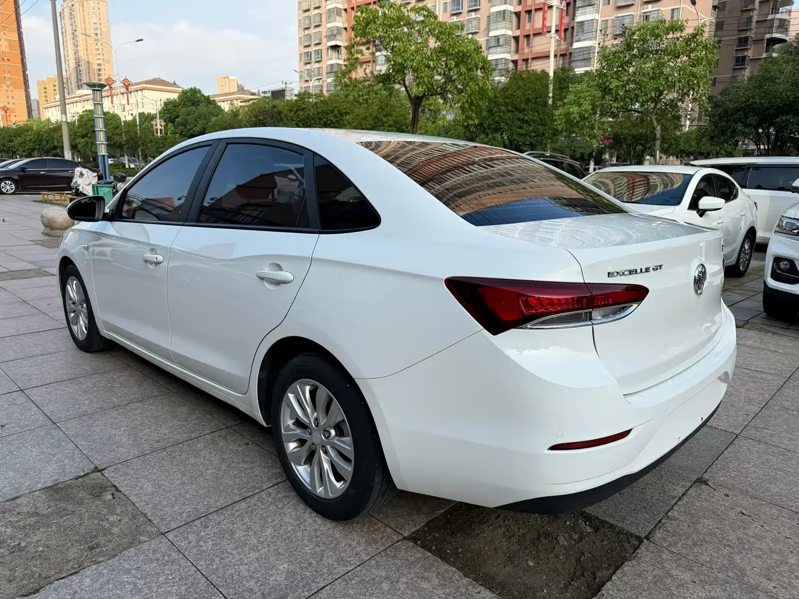 Фото 9 - Buick Excelle