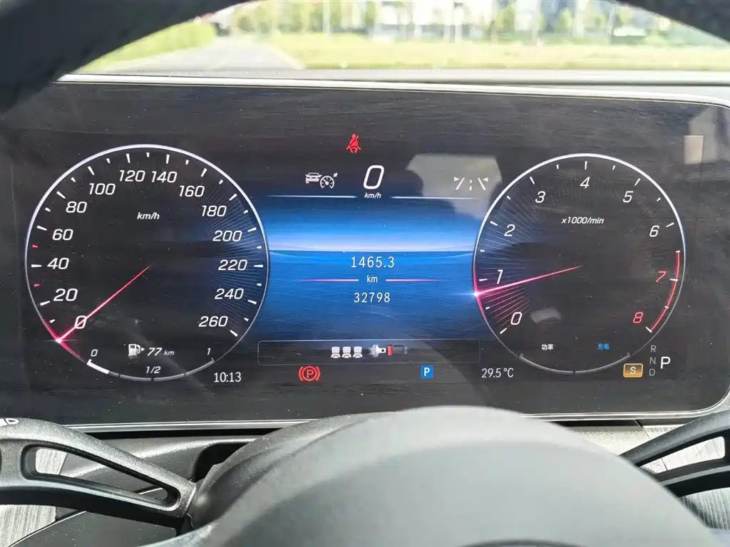 Mercedes-Benz C-Class 2024 Facelift C 200 L Sport фото 33