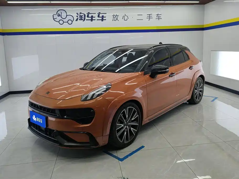 Lynk & Co 02 Hatchback 2021 2.0TD Halo