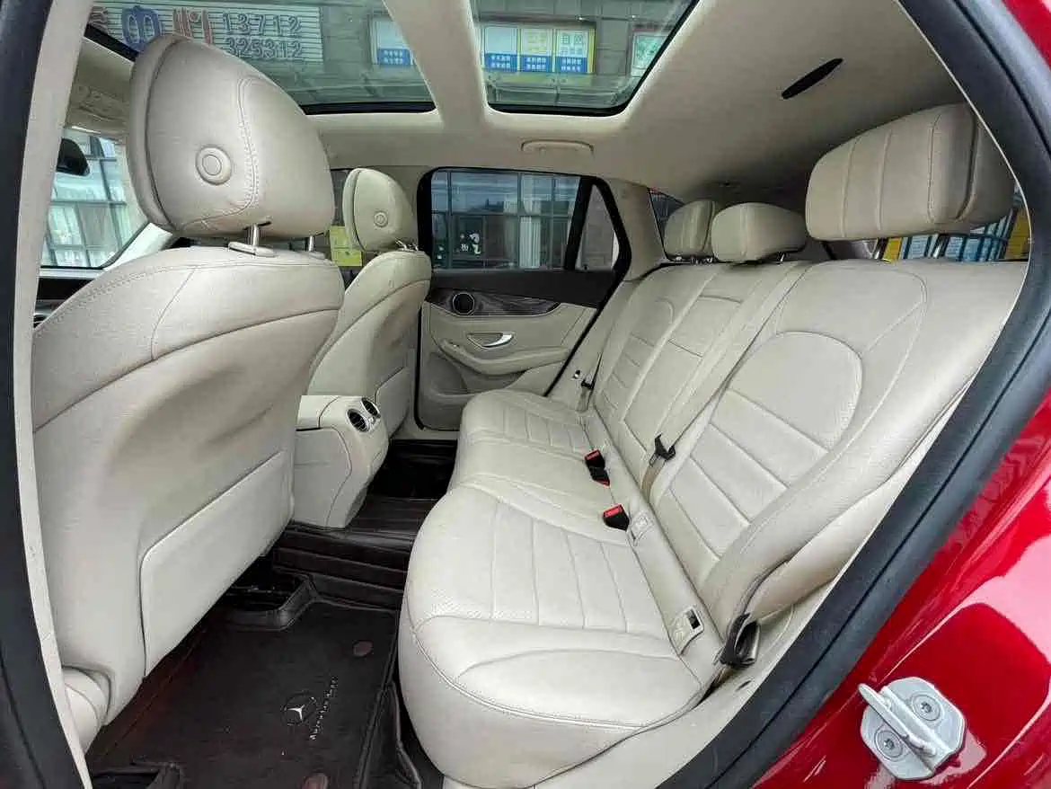 Mercedes-Benz GLC 2016 GLC 260 4MATIC Luxury фото 13