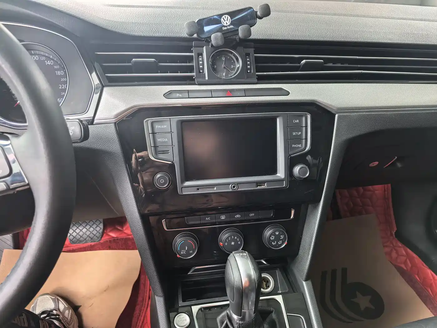 Volkswagen Magotan 2017 330TSI DSG Leading фото 9