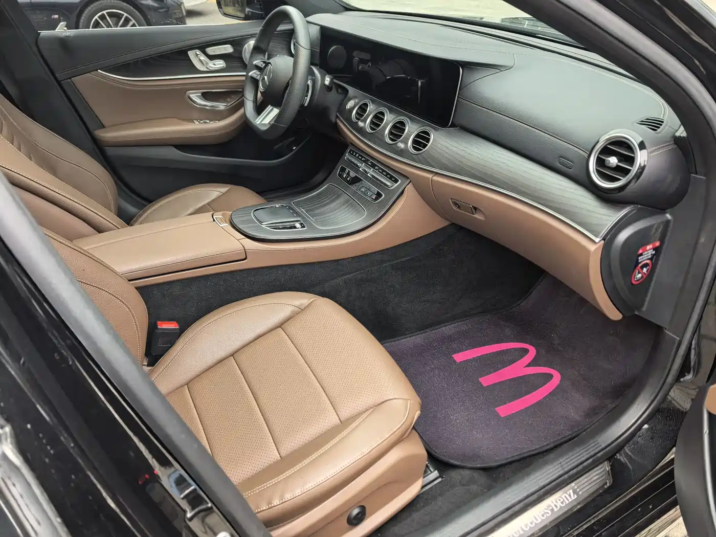 Mercedes-Benz E-Class 2021 E 300 L Sport Luxury Edition фото 9