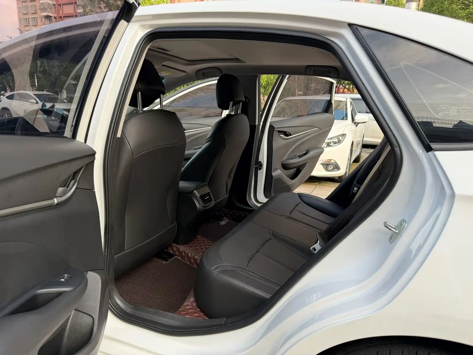 Фото 5 - Buick Excelle