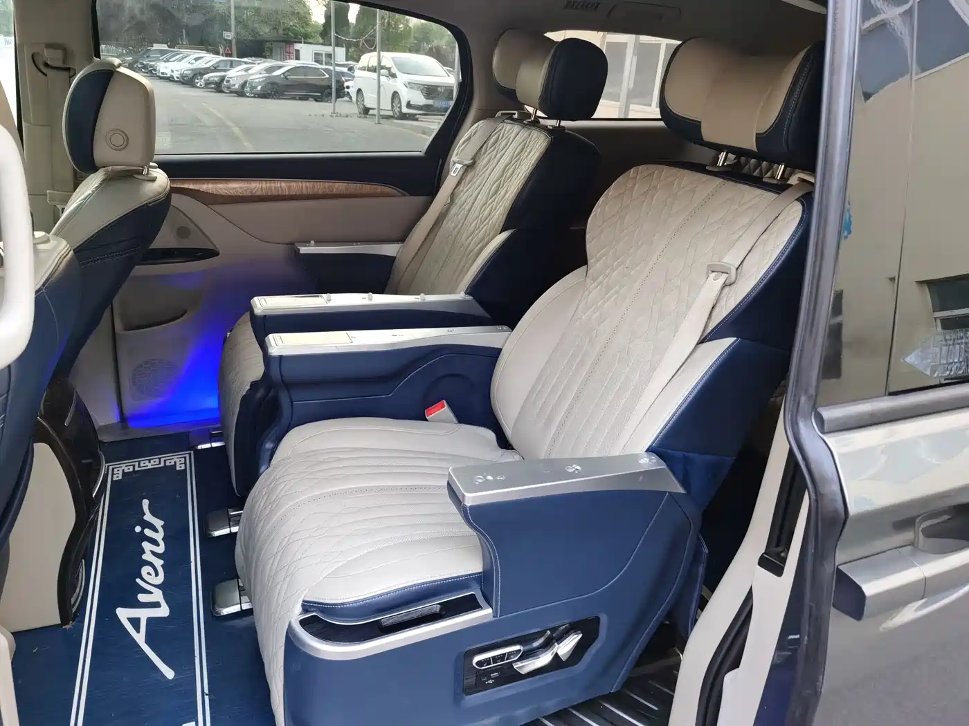 Buick GL8 2017 ES 28T Comfort Type China V фото 8