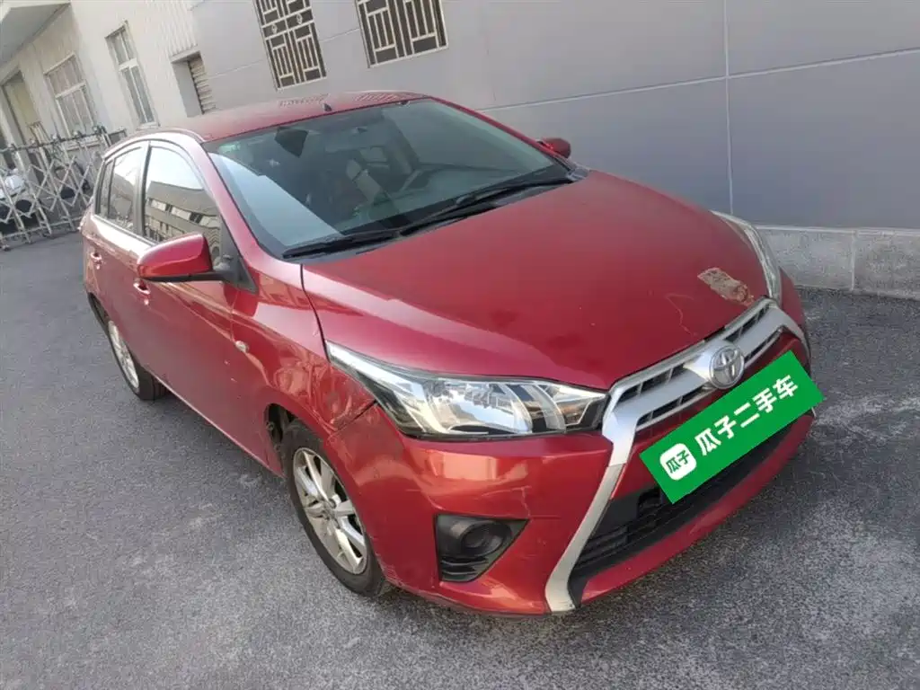 Toyota YARiS L Zhi Xuan 2015 1.5E Auto Charming Edition фото 7