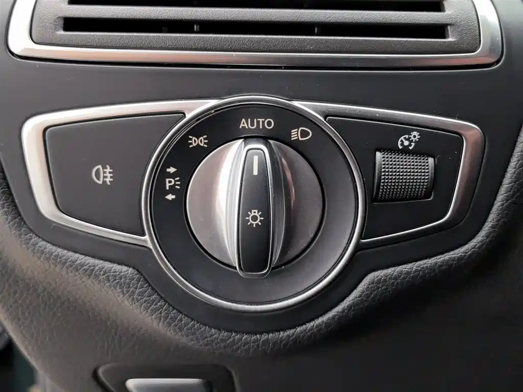 Mercedes-Benz C-Class 2021 C 260 L Sport Starry Exclusive Edition фото 21