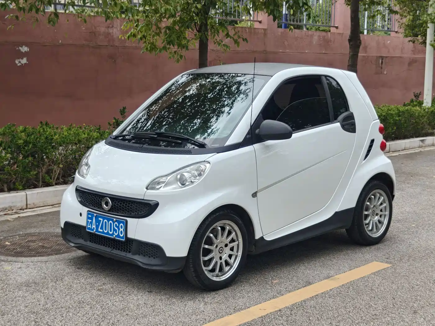 smart fortwo 2013 2012 1.0 MHD Hardtop Standard